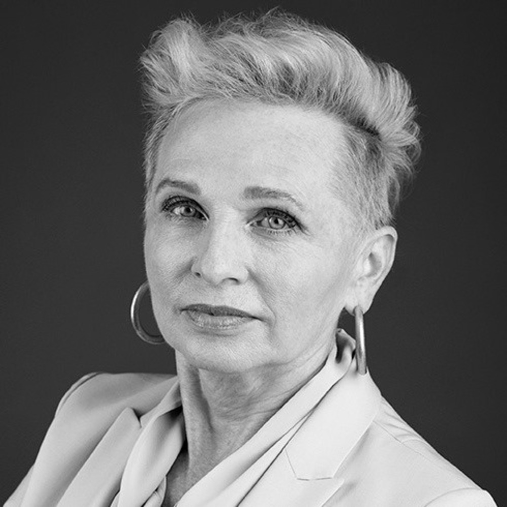 Meet your Posher, Ewa